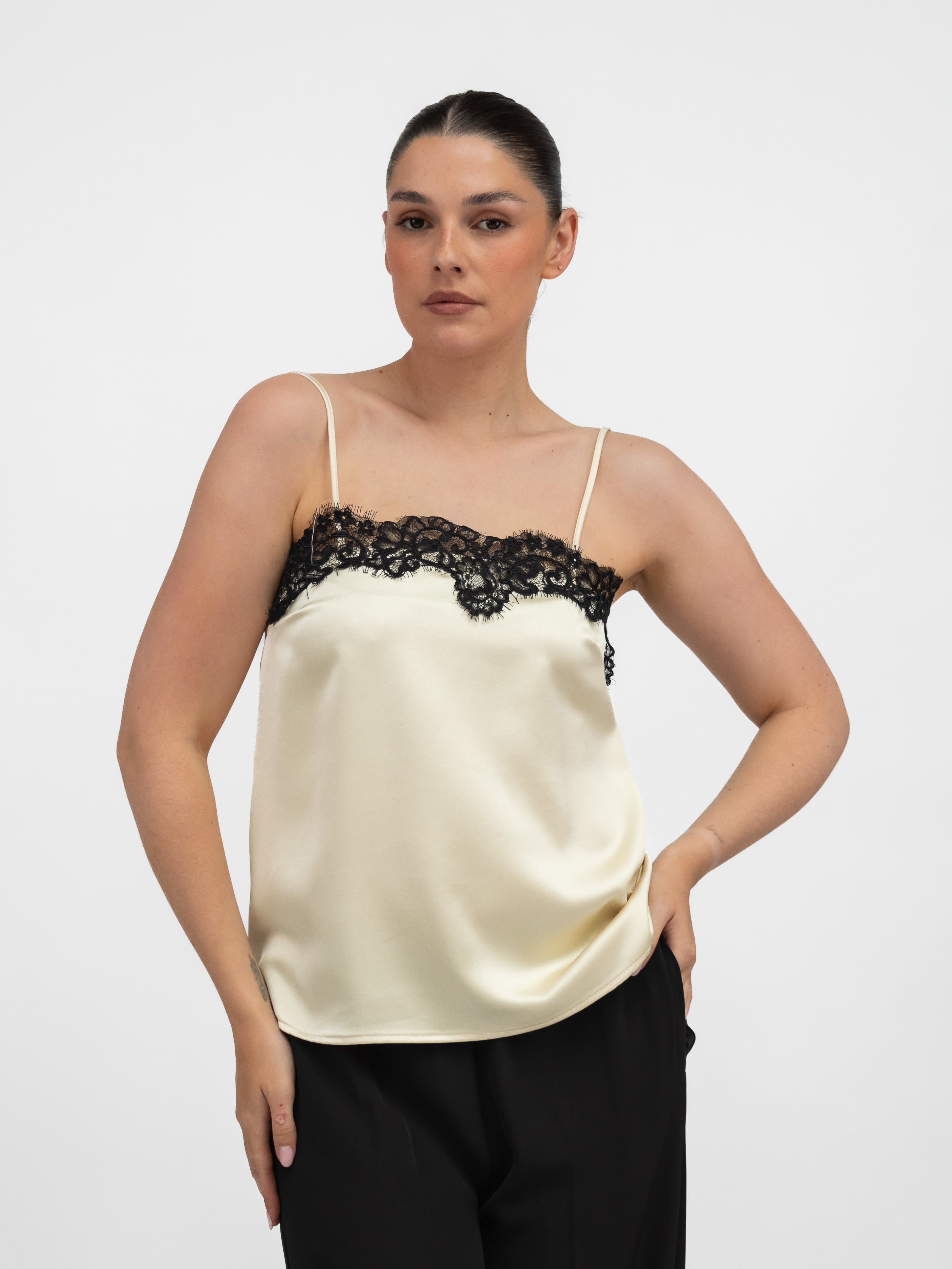 Italian Collection Top Lace Trim Camisole Top in Cream