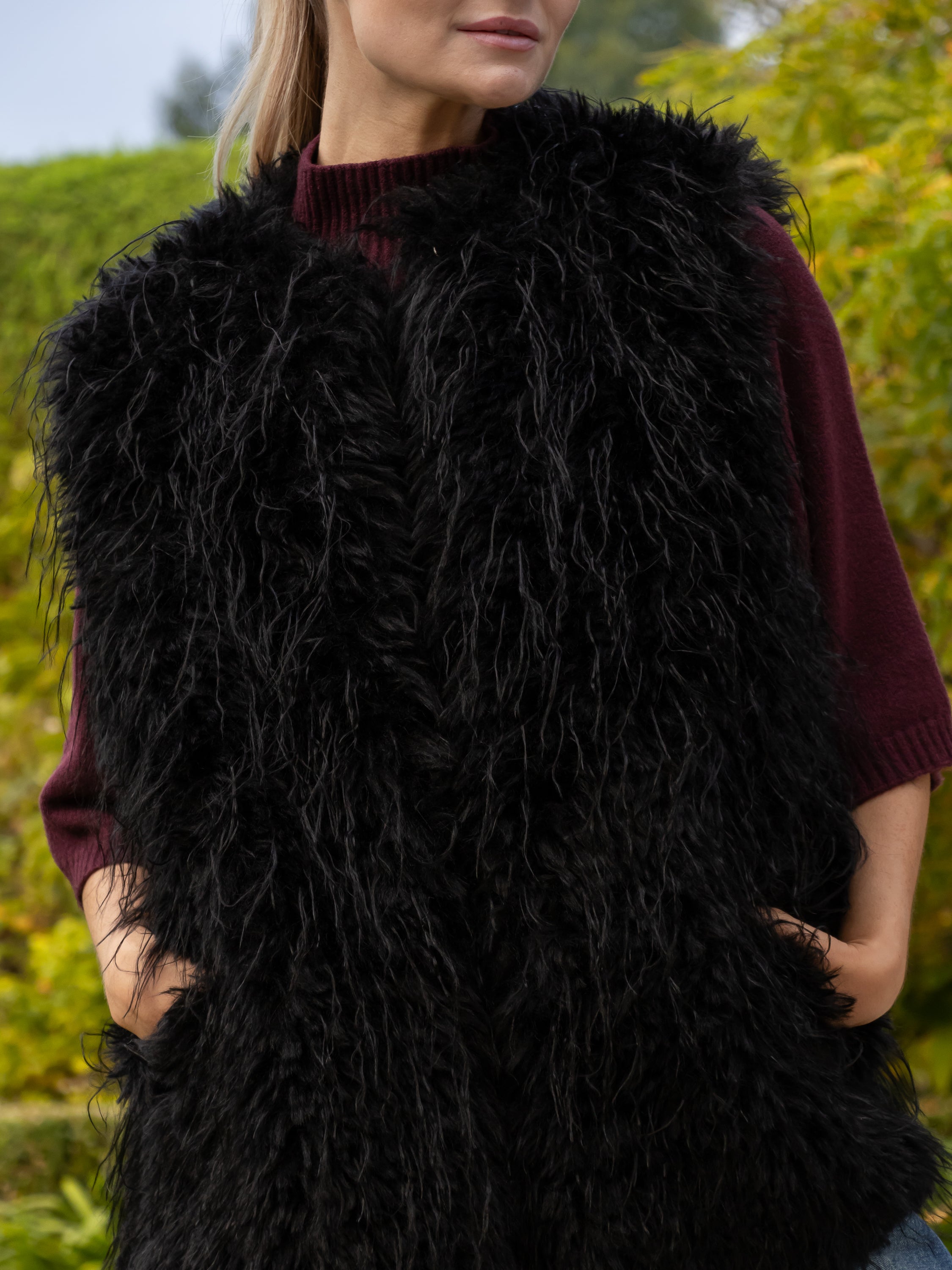 Italian Collection Vest Faux Fur Gilet in Black
