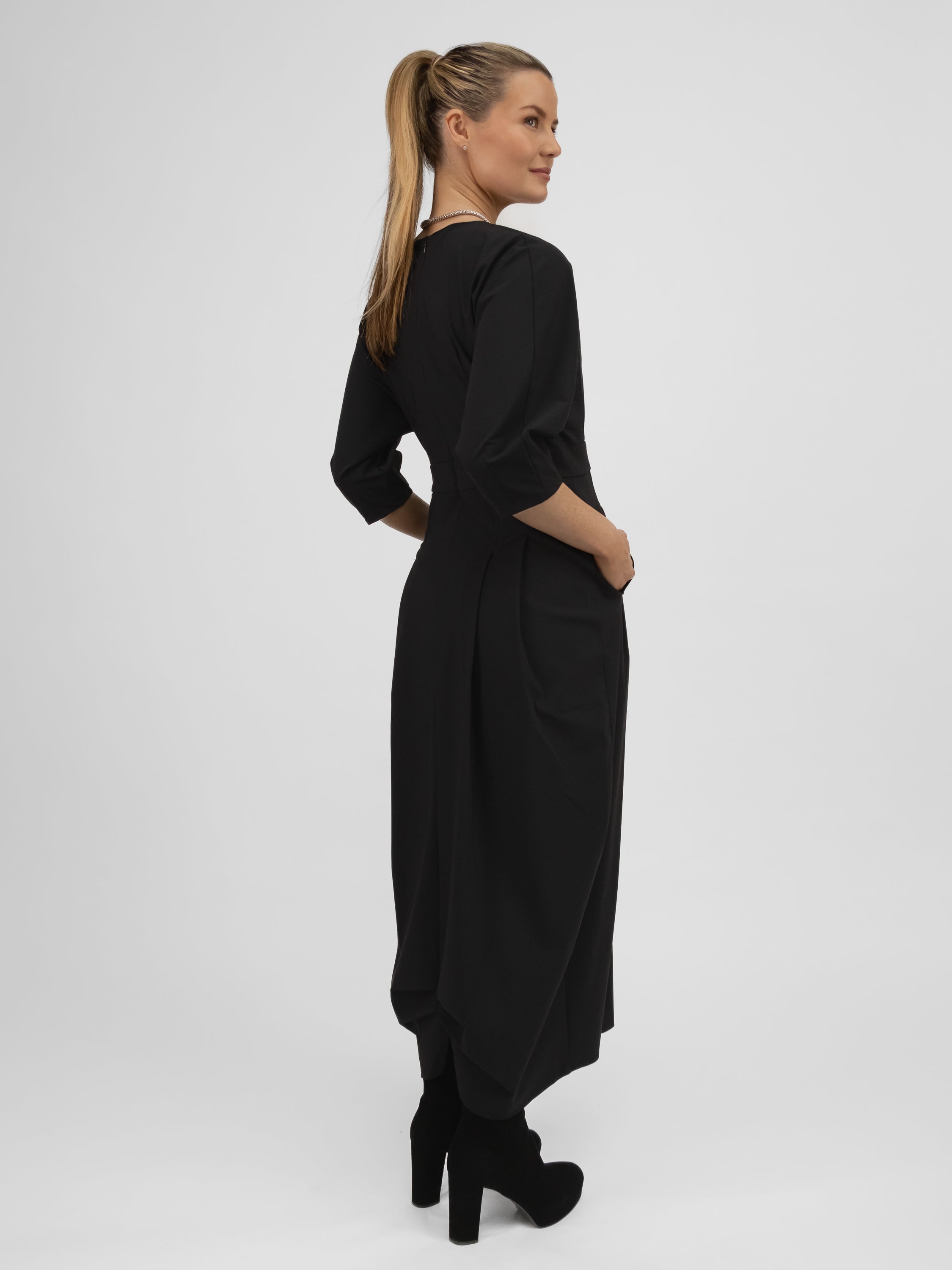 Jane Lushka Dress Gaara Dress Technical Jersey in Black