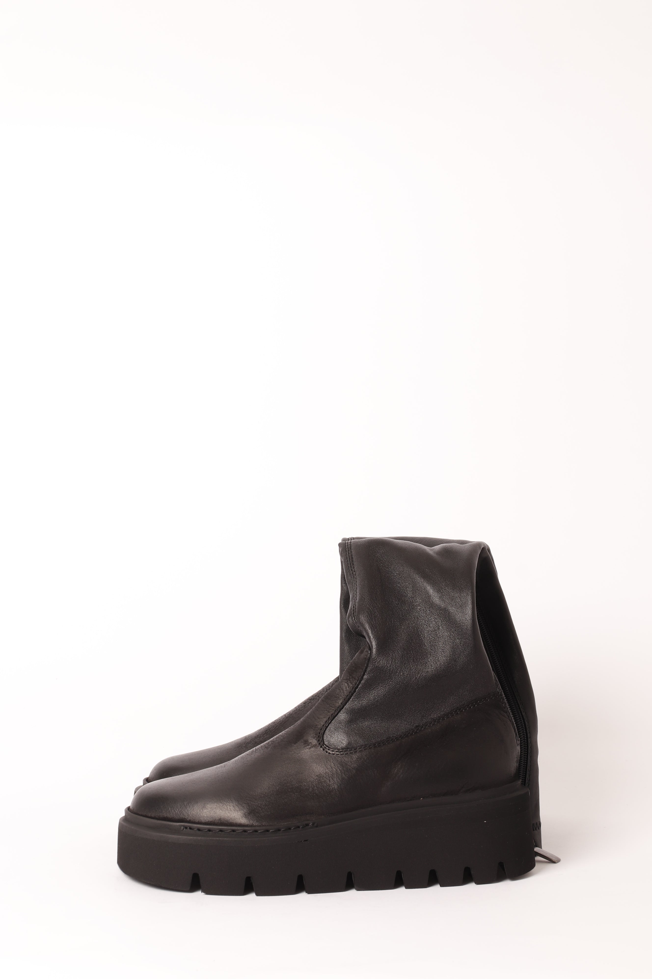 Lofina Boots Long Under-Knee Boots with Stretch Skin & Back Zipper