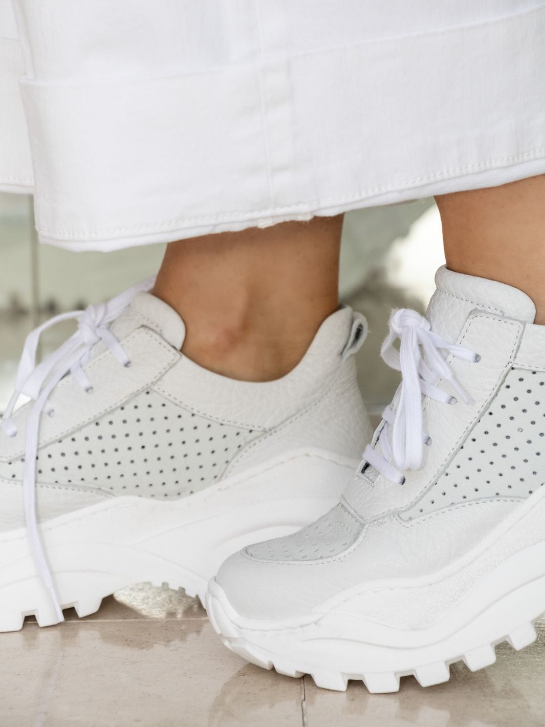 Lofina Lofina Taurus Sneaker in Bianco