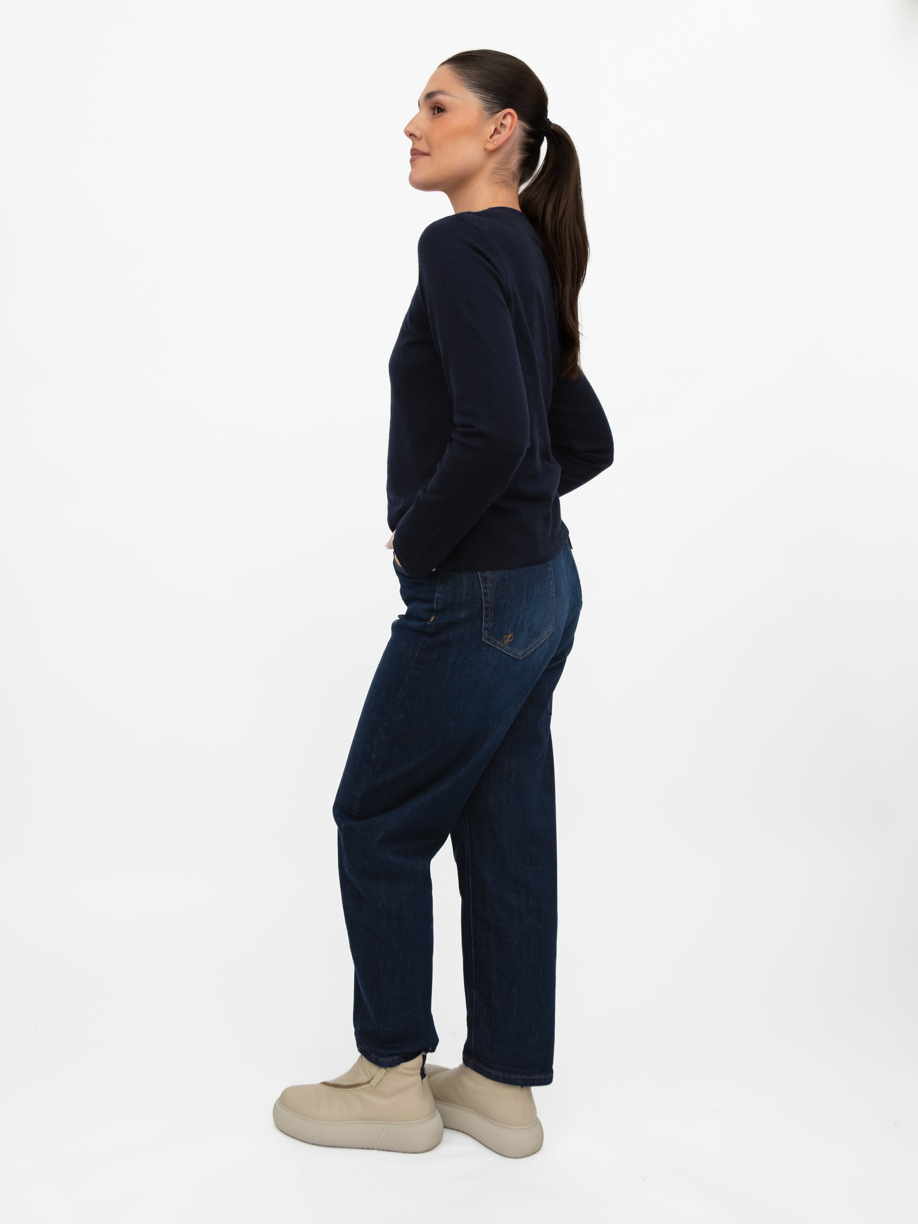 Majestic Filatures T-Shirt Round Neck Long Sleeve Double Layered Tee in Navy