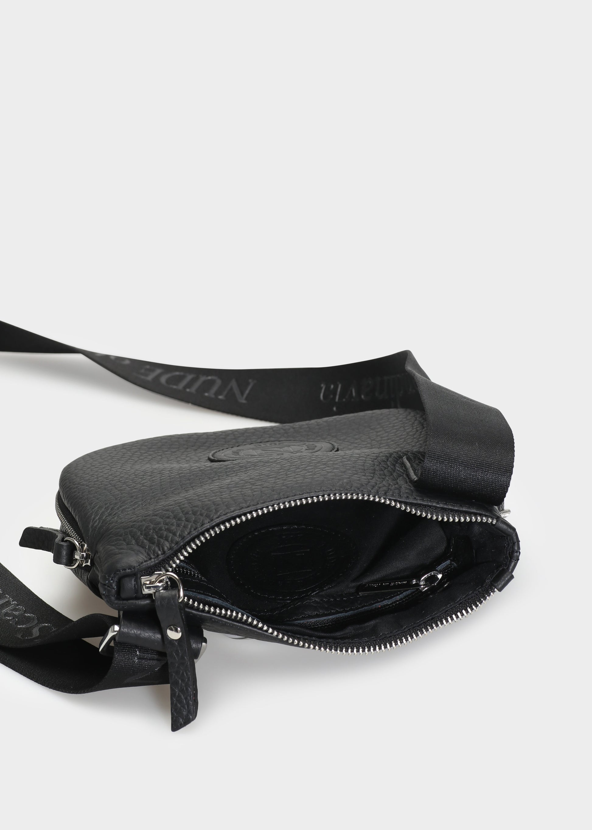 Nude of Scandinavia Bags One Size Nude of Scandinavia Wallstreet Taurus in Black