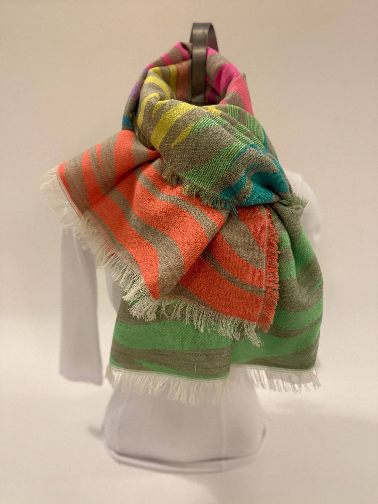 Ombré London Scarf One Size Multicolor Waves on Sand