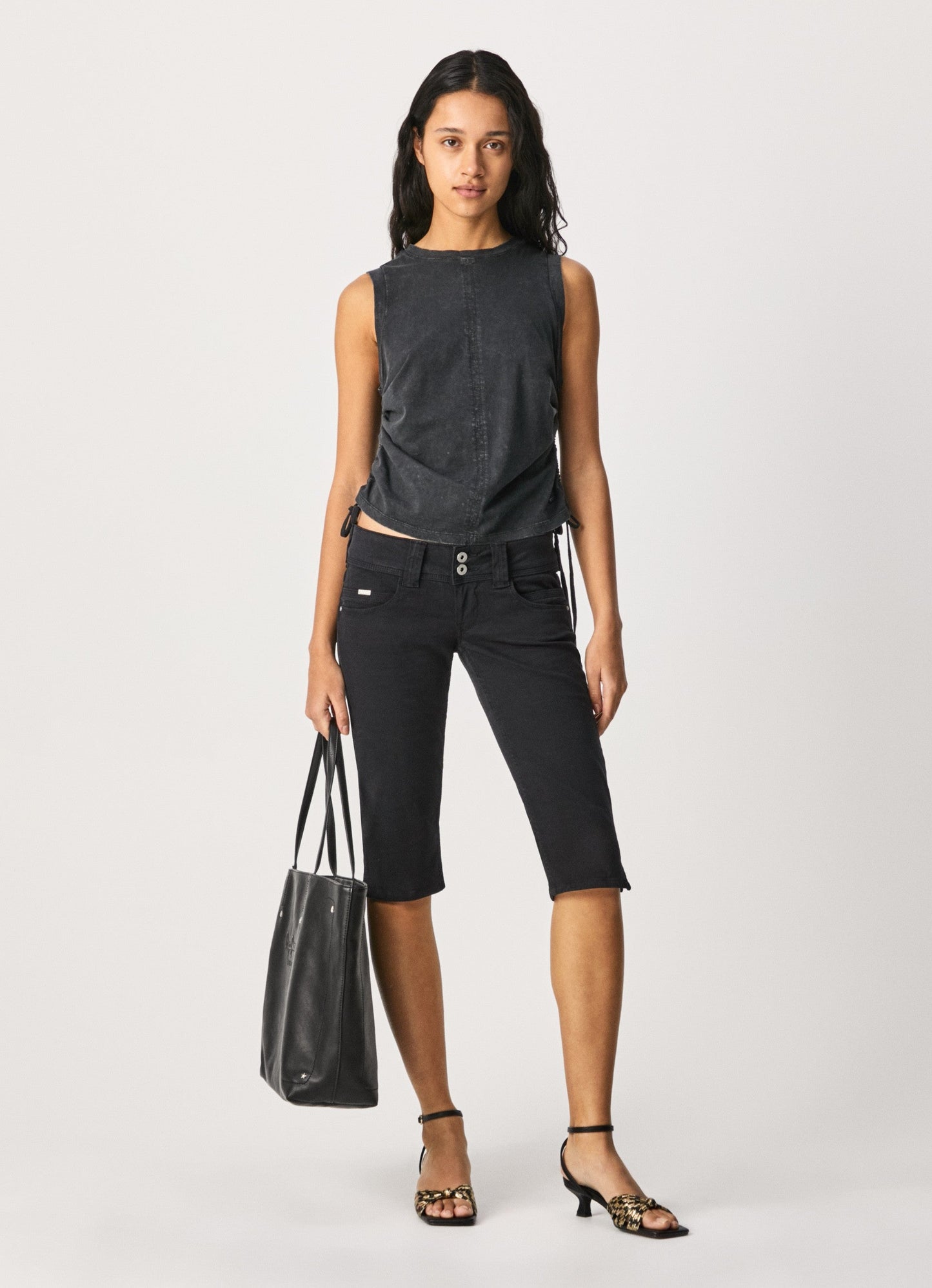 PEPE London Jeans Pepe Venus Crop Jeans in Black