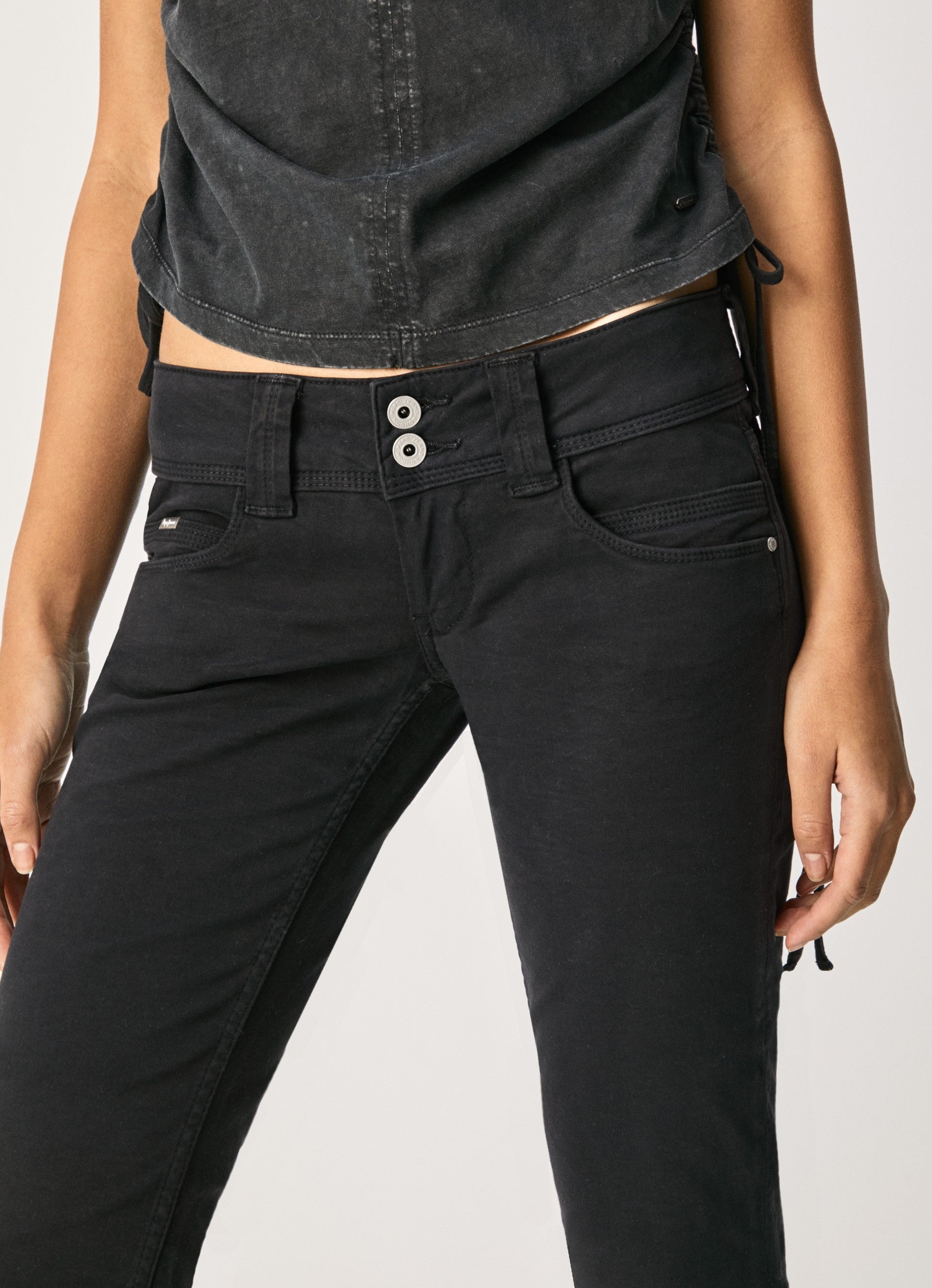 PEPE London Jeans Pepe Venus Crop Jeans in Black