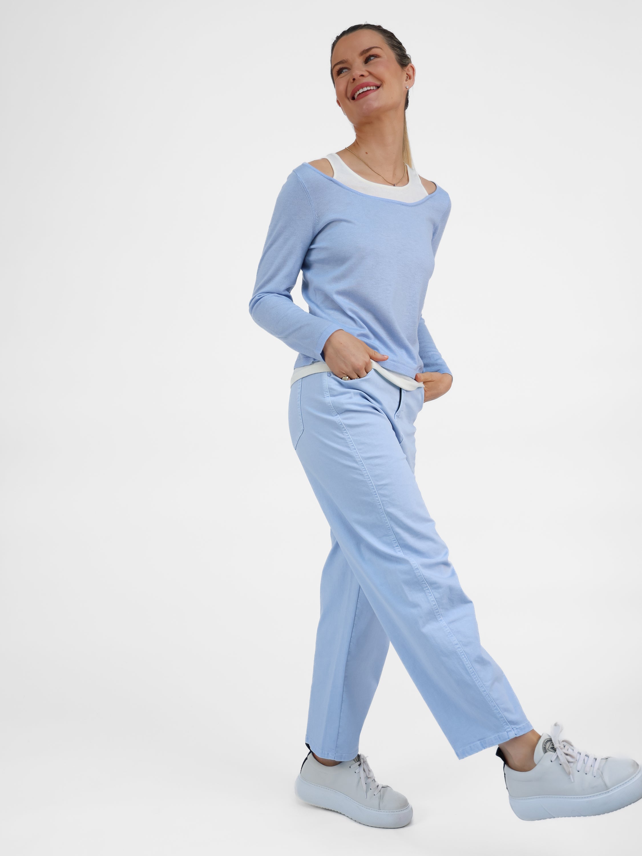 Raffaello Rossi Jeans Hanni 7/8 Coloured Denim in Light Blue