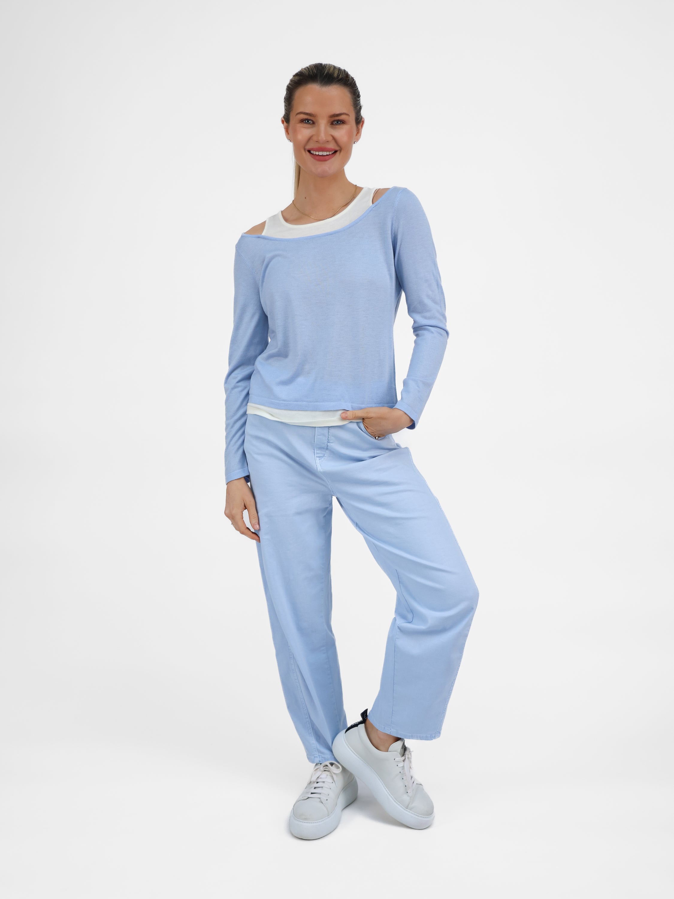 Raffaello Rossi Jeans Hanni 7/8 Coloured Denim in Light Blue