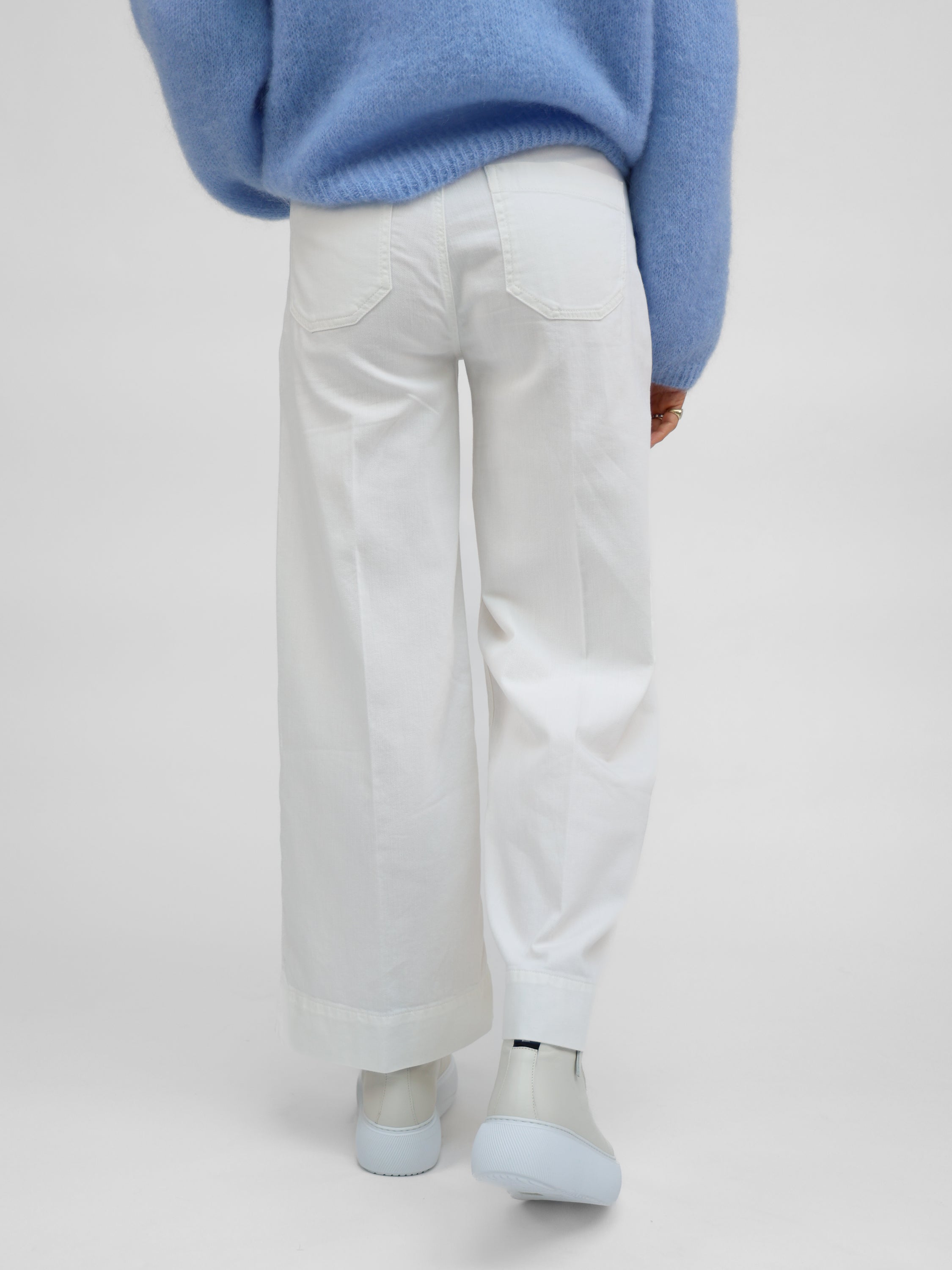 Raffaello Rossi Jeans Miru 6/8 Coloured Soft Denim in Off White