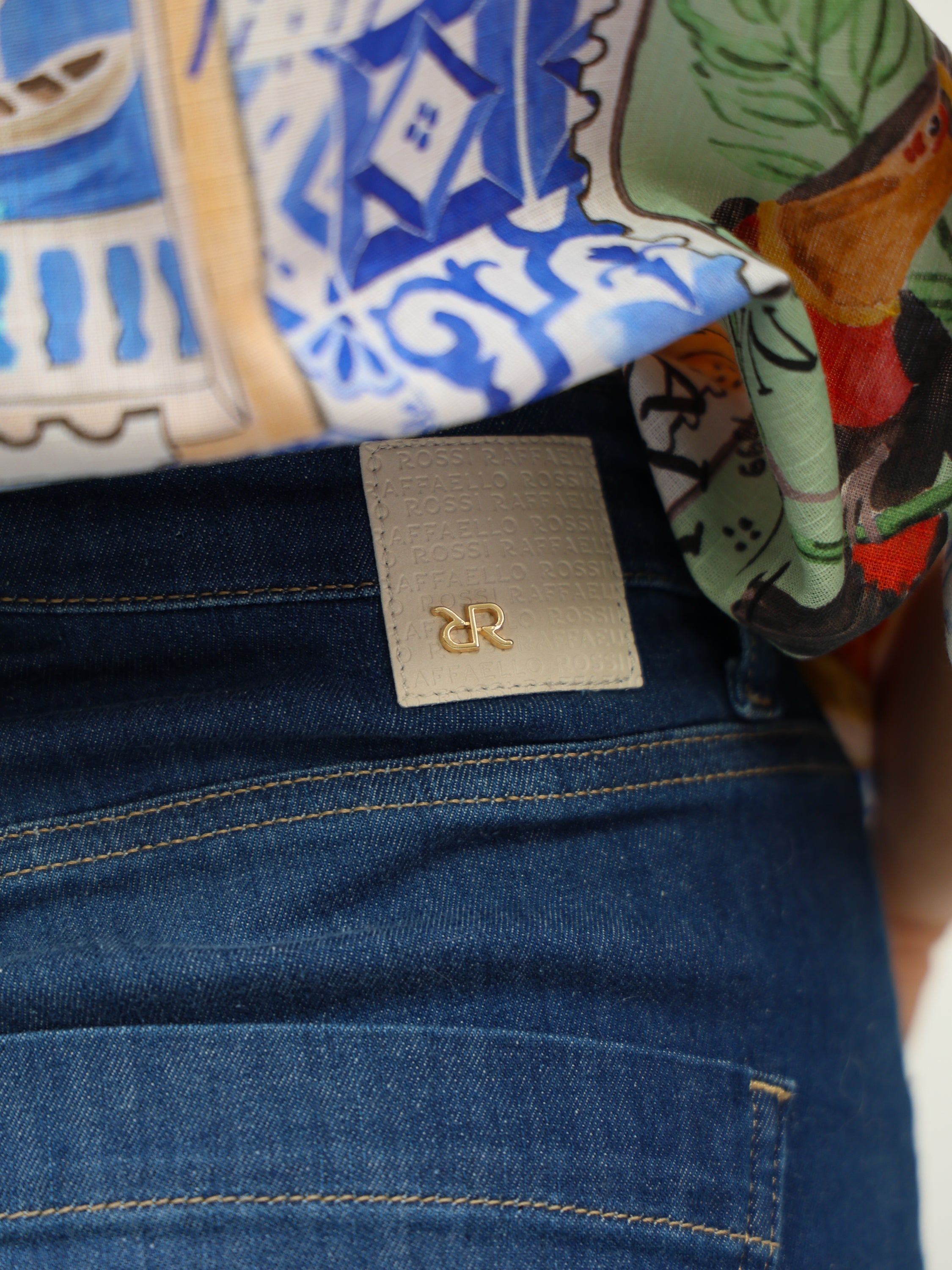 Raffaello Rossi Jeans Miru 6/8 Soft Touch Denim in Blue