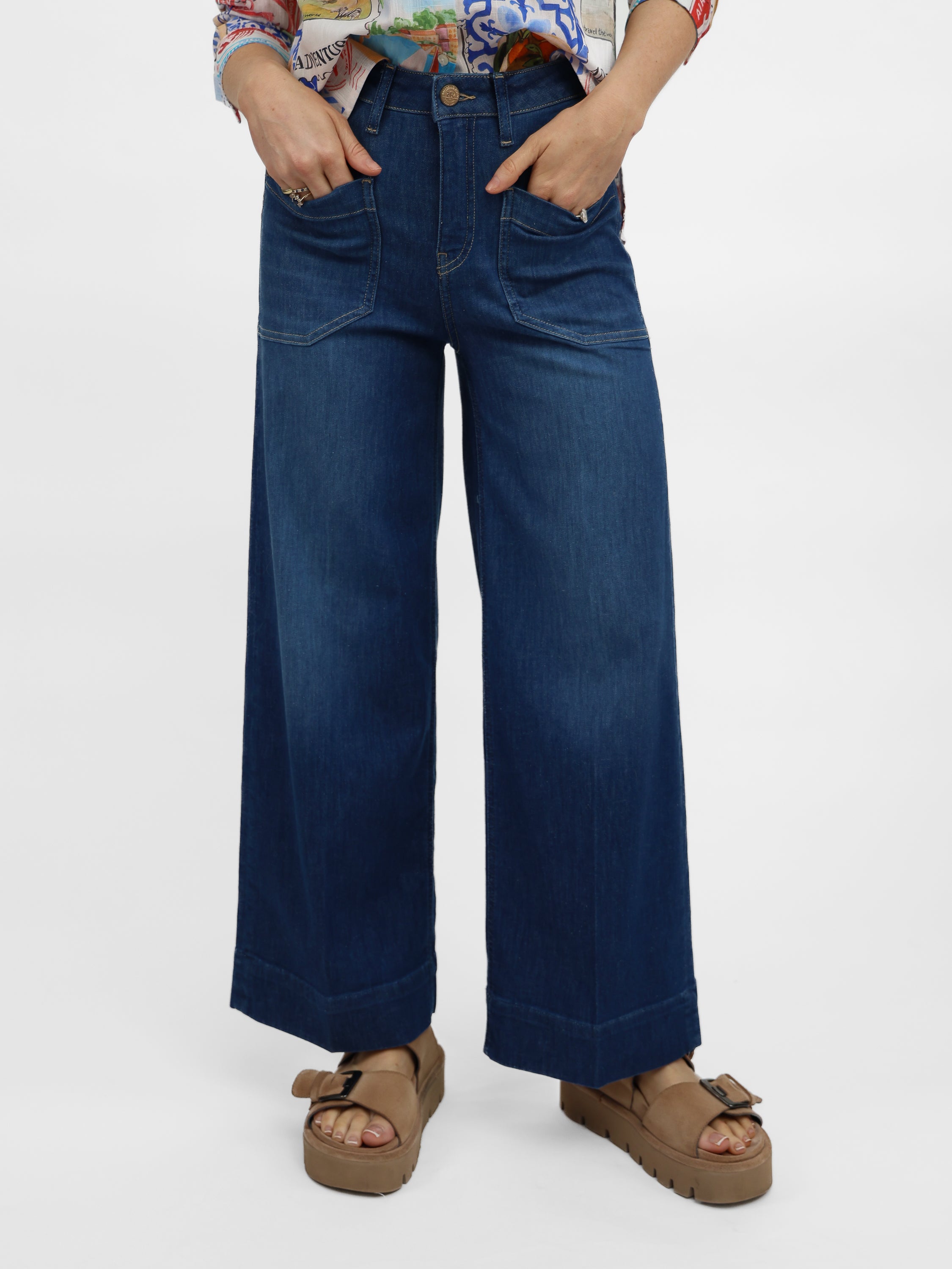 Raffaello Rossi Jeans Miru 6/8 Soft Touch Denim in Blue