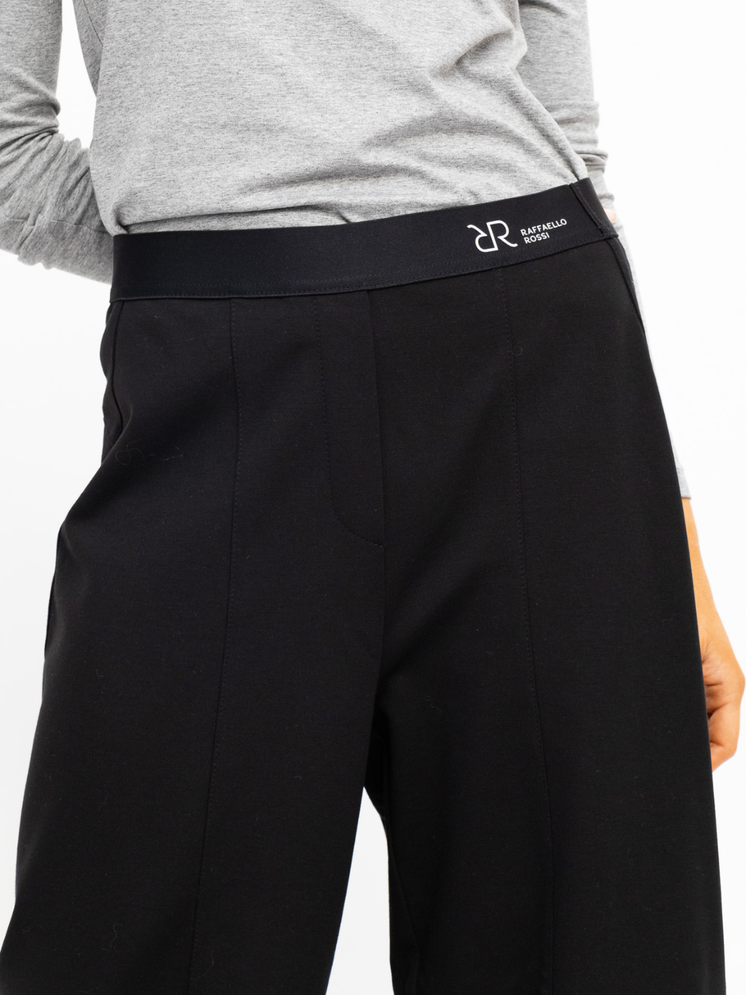 Raffaello Rossi Trousers Raffaello Rossi Hale Trousers In Black
