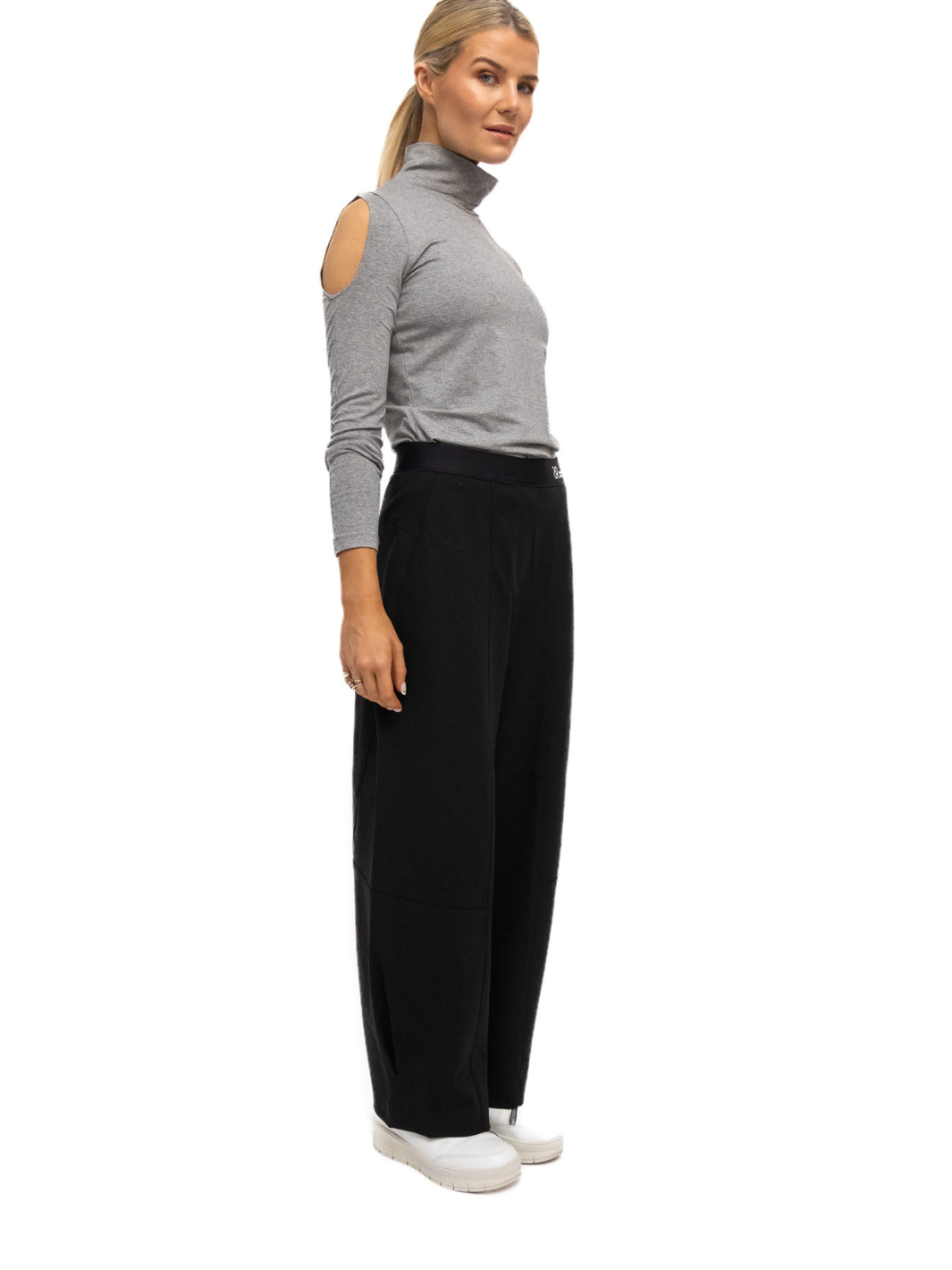 Raffaello Rossi Trousers Raffaello Rossi Hale Trousers In Black