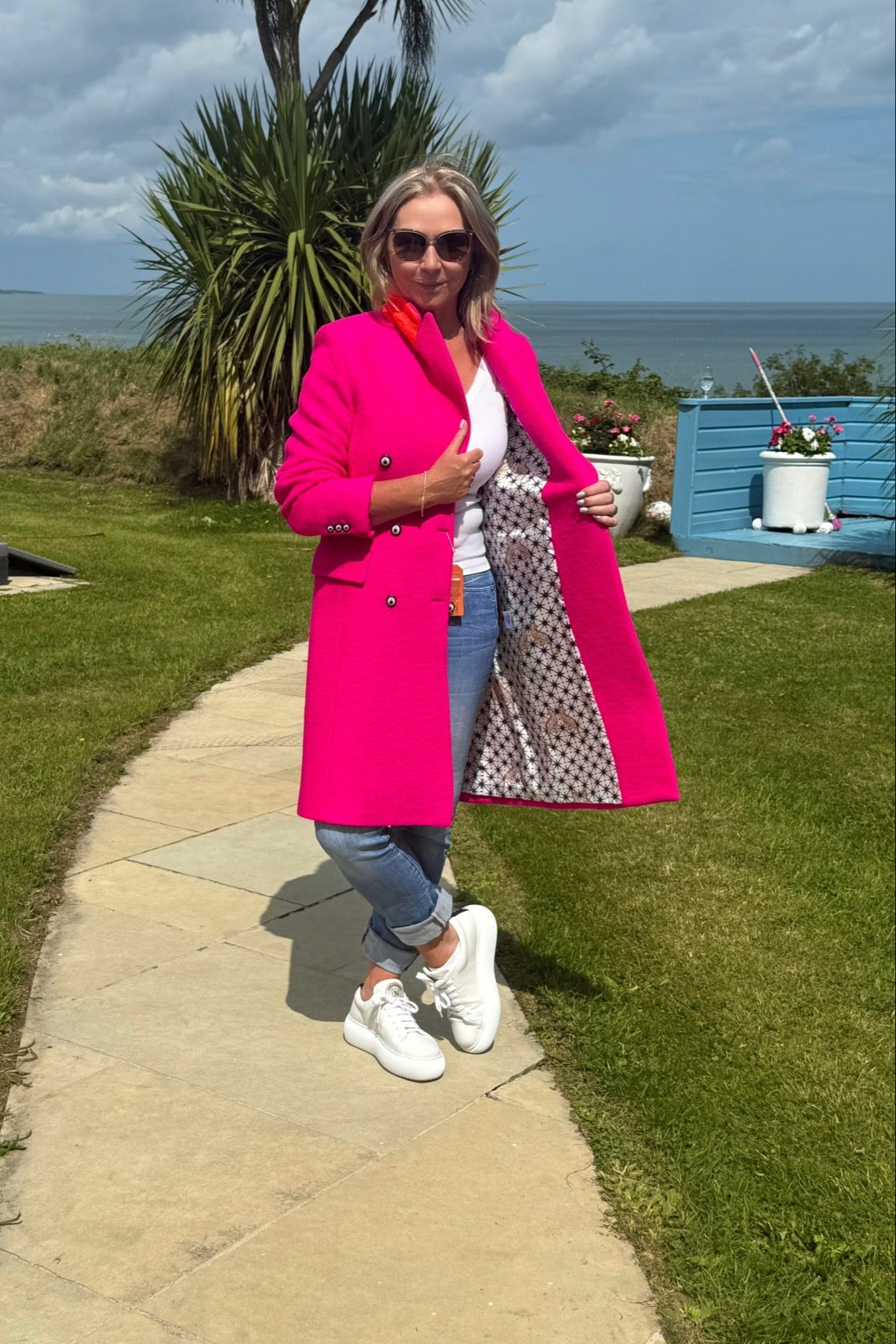 Vilagallo Coat Neon Wool Coat in Fuchsia