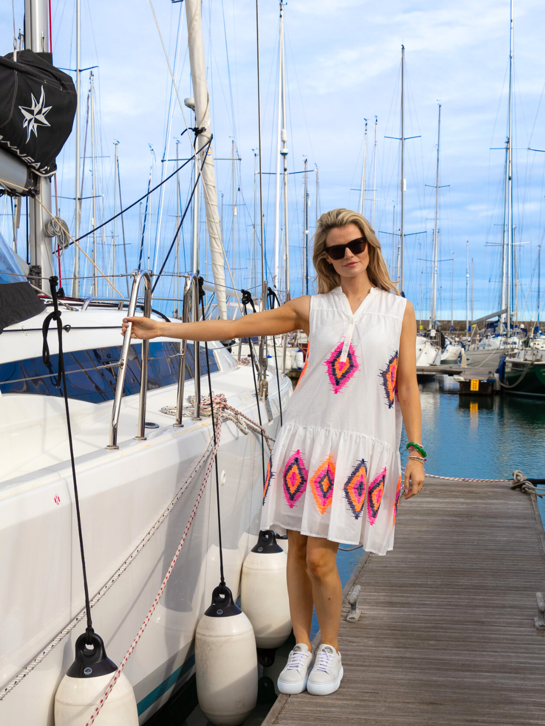 Vilagallo Dress Short Dress Macarena In White Print From Vilagallo