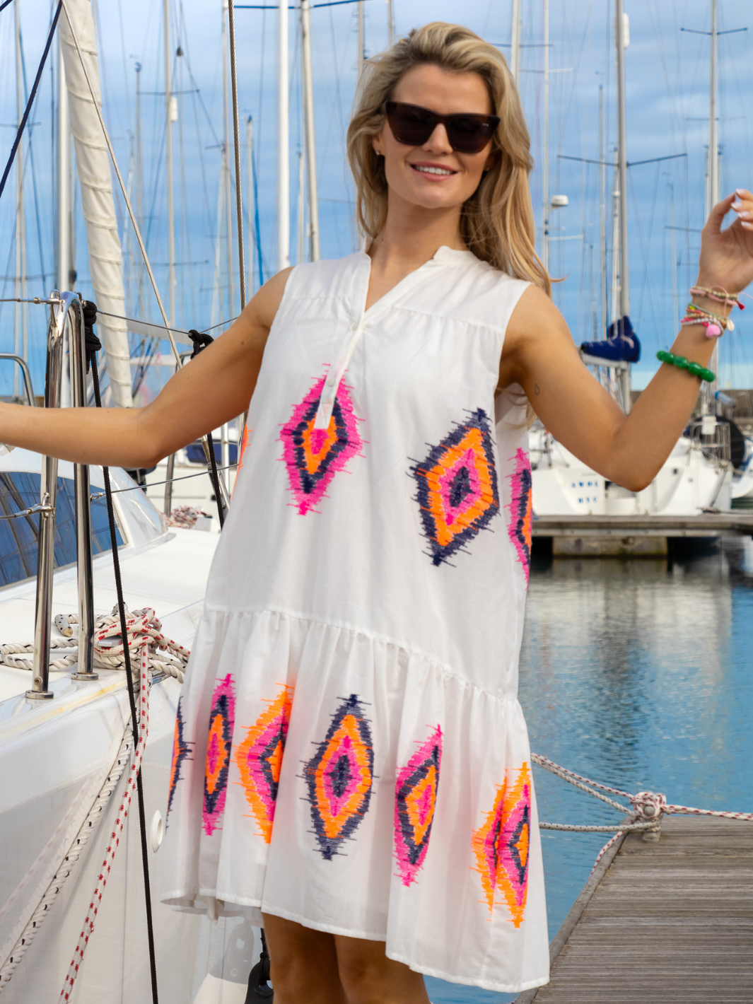 Vilagallo Dress Short Dress Macarena In White Print From Vilagallo