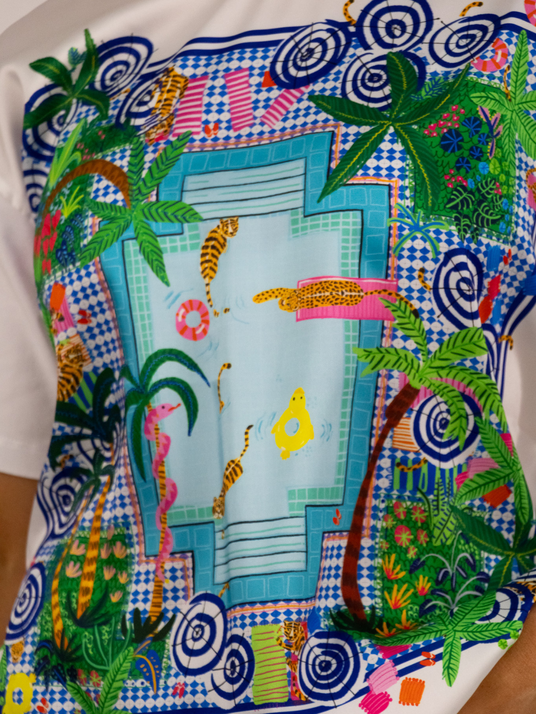 Vilagallo T Shirt Piscina Print KEIRA T-Shirt From Vilagallo