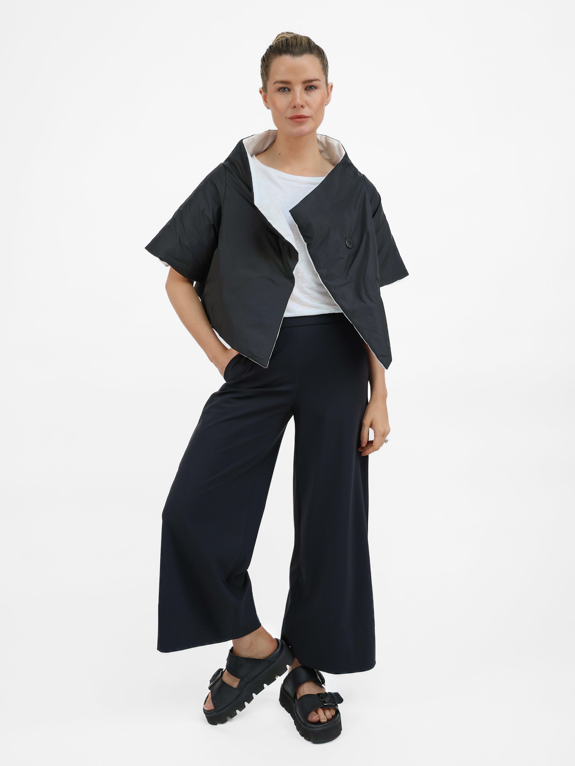 XD Xenia Design Jacket Stola DUBU in Black & White