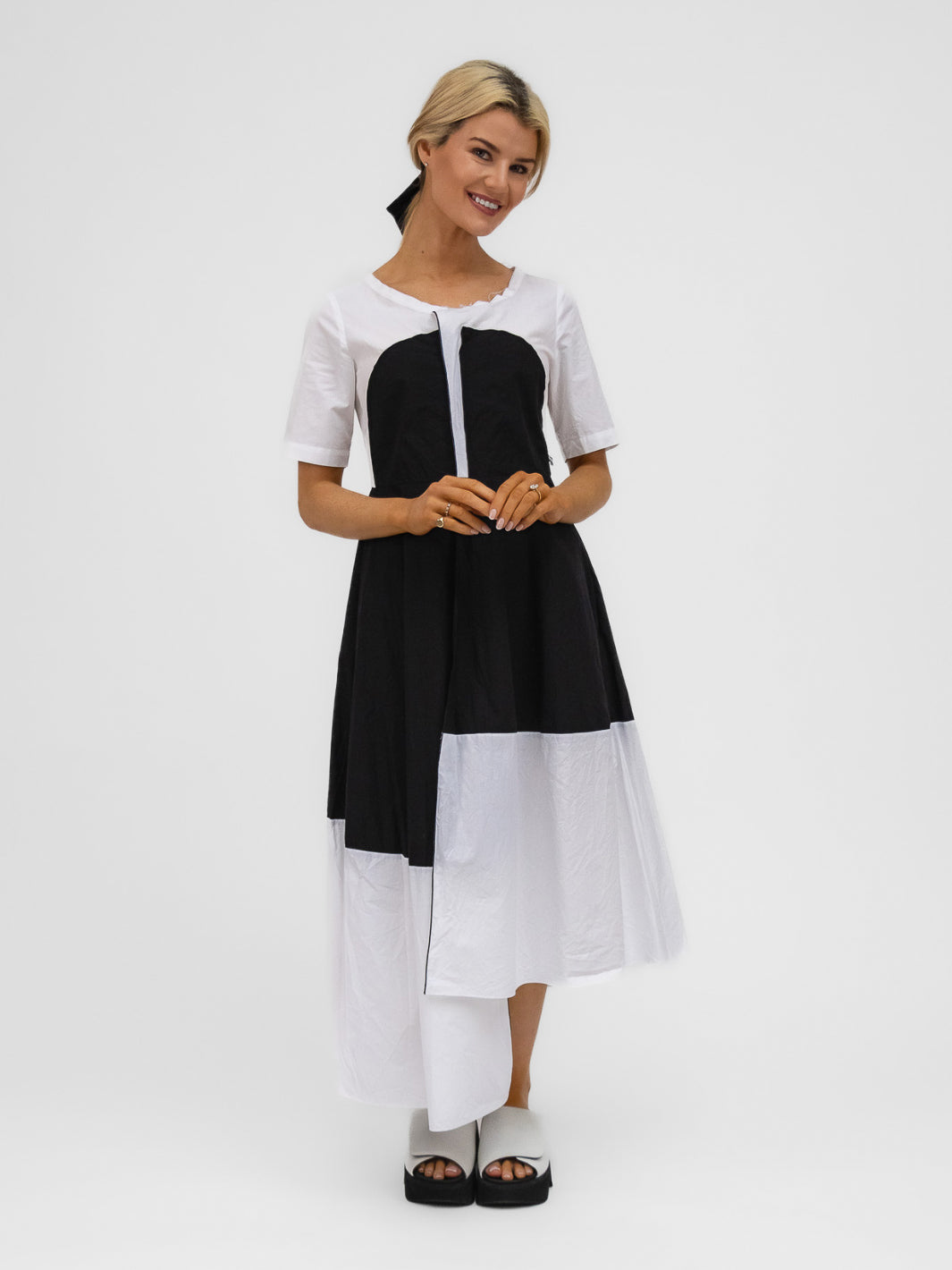 Xenia Design Dress RIKO Dress In White And Black From Xenia Design