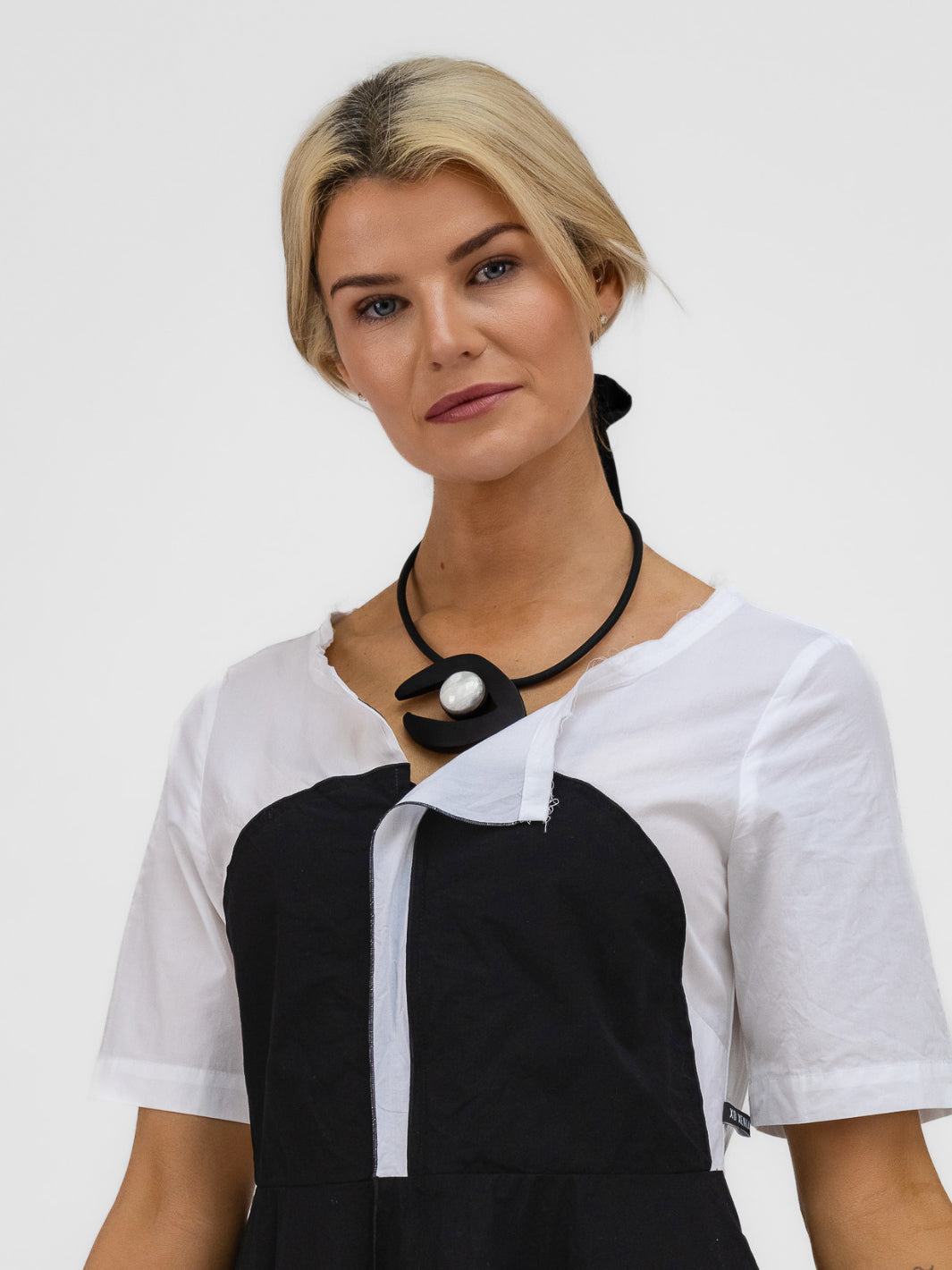 Xenia Design Dress RIKO Dress In White And Black From Xenia Design