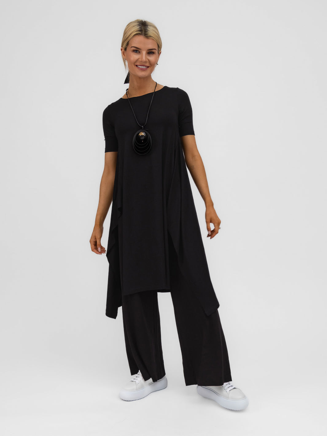 Xenia Design Top BITA Tunic Top In Black From Xenia Design