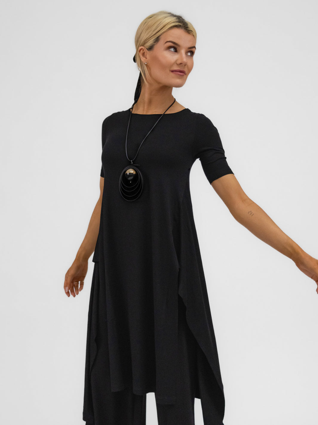 Xenia Design Top BITA Tunic Top In Black From Xenia Design