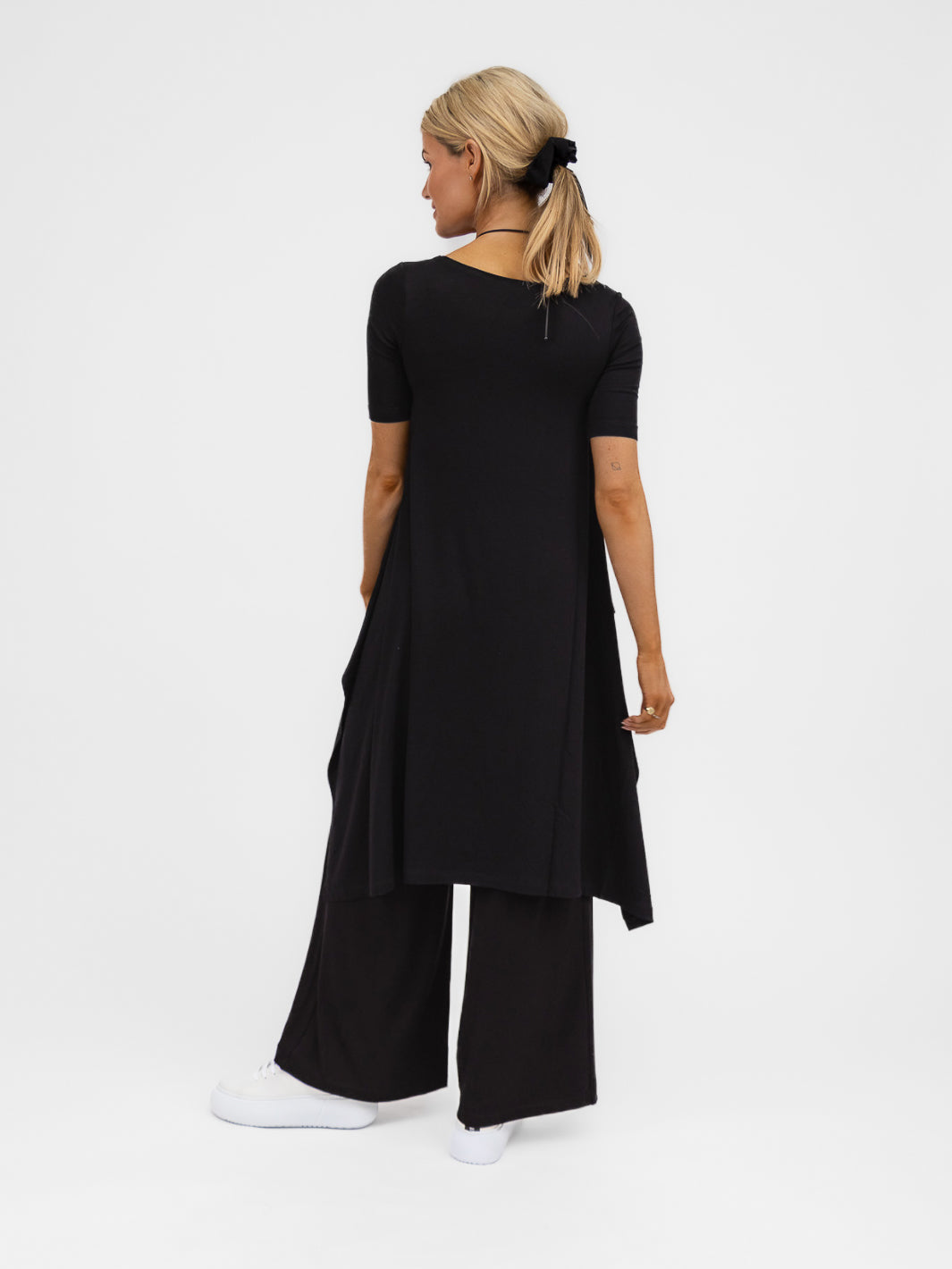 Xenia Design Top BITA Tunic Top In Black From Xenia Design